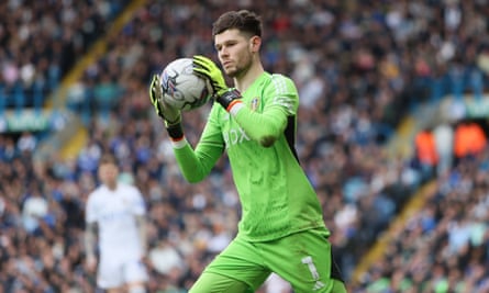 Illan Meslier holds the ball