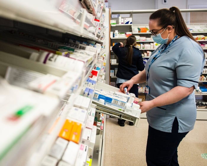 NHS could pay 25% more for medicines under plan to end row with drugmakers and Trump