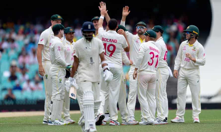 Scott Boland is congratulated by his teammates after dismissing Haseeb Hameed in the fourth Test