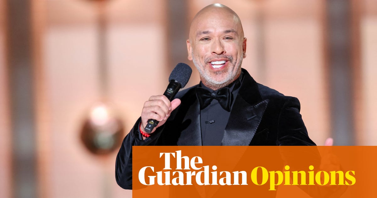 Вив ГроскопЗвездите в Spanx и взетите назаем бижута създават трудна