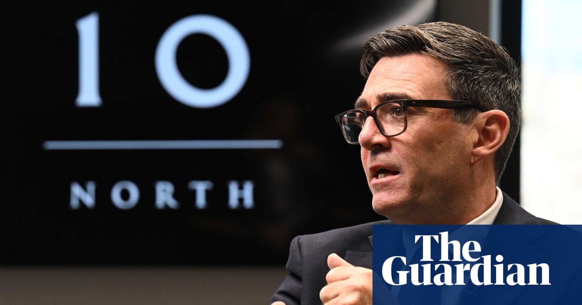 Il primo ministro britannico Andy Burnham annuncia piani di devoluzione che potrebbero portare a una costituzione scritta