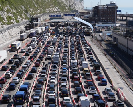 Heavy traffic at the Dover crossing