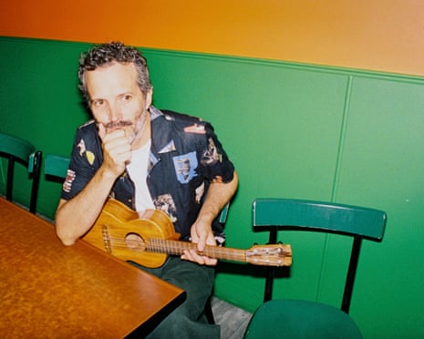 Bret McKenzie holding ukelele