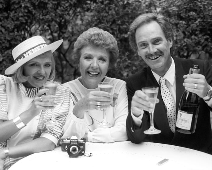 Tributes paid to Crossroads star Tony Adams, dead at 84