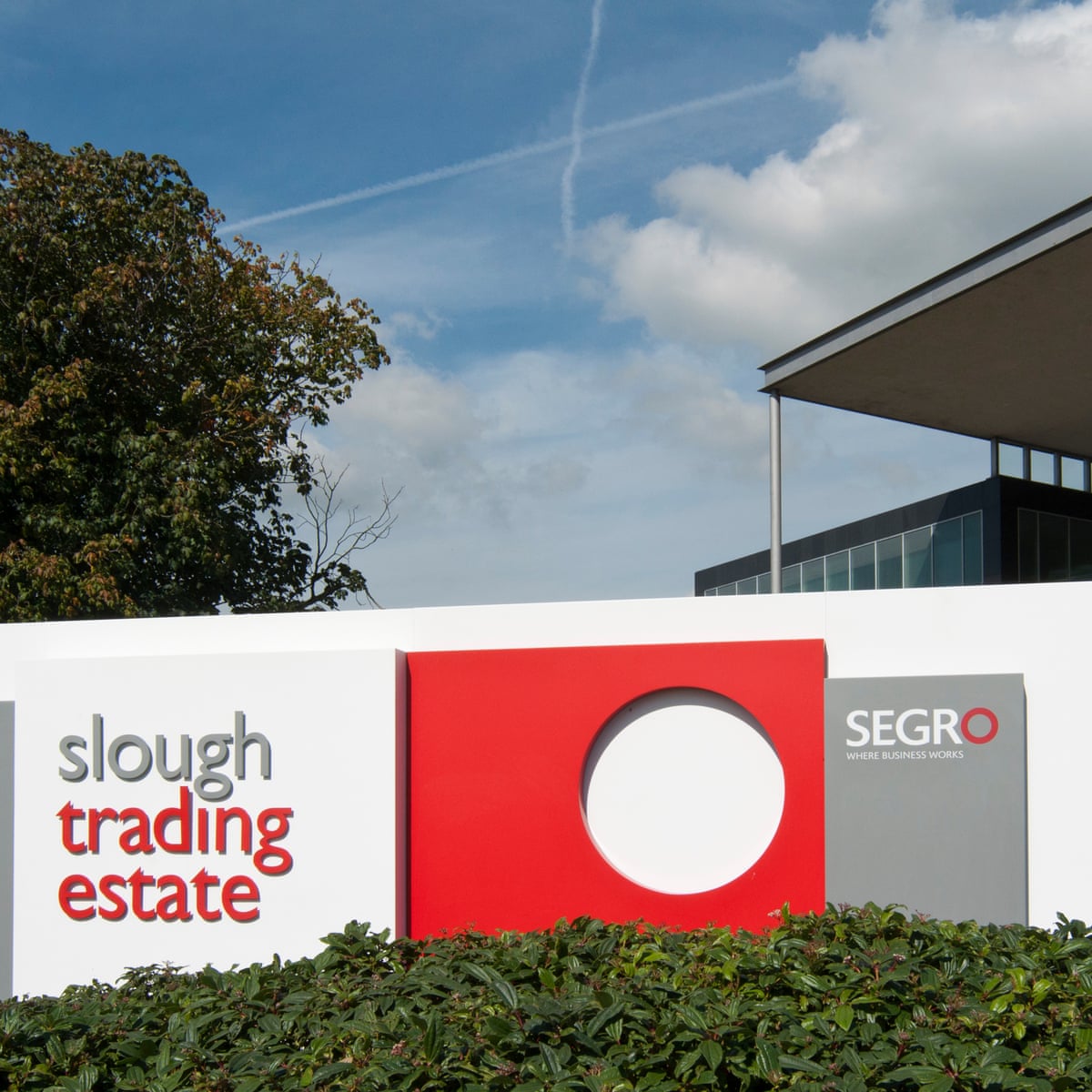 Segro board accepts Prologis's £14bn takeover bid after last-minute shift Segro board accepts Prologis's £14bn takeover bid after last-minute shift