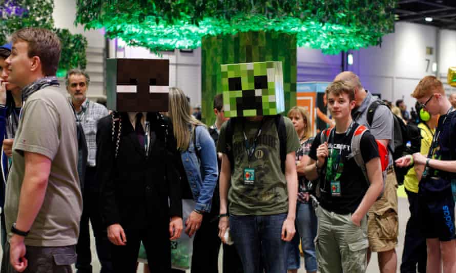 Minecraft At 10 A Decade Of Building Things And Changing Lives Minecraft The Guardian