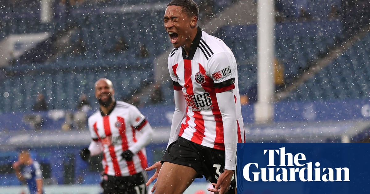 Sheffield United’s Daniel Jebbison pounces early to deepen Everton woes