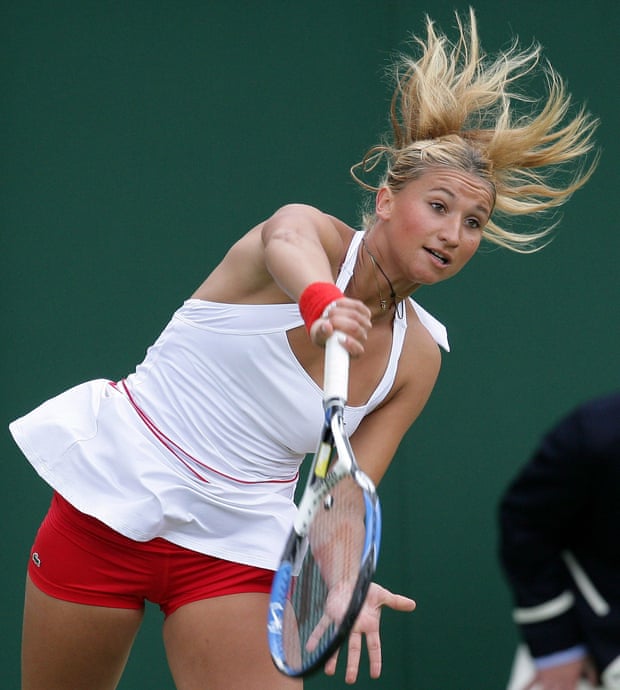 Tatiana Golovin en Wimbledon en junio de 2007.