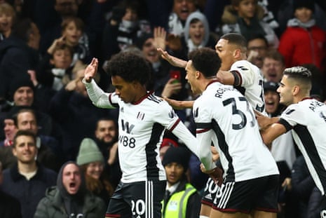 Willian does not celebrate his goal.