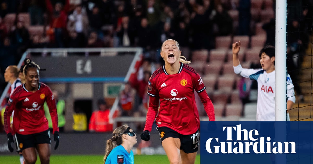 WSL: Shaw hits four in Manchester City rout, United roar back to deny Spurs