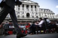 The Bank of England Ahead Of Interest Rate Decision<br>Workers sit on benches as they break for lunch outside the Bank of England in the City of London, U.K., on Tuesday, Sept. 2, 2014. Uneven growth may help Bank of England Governor Mark Carney press his case to keep record low interest rates when policy makers begin their two-day meeting today. Photographer: Simon Dawson/Bloomberg via Getty Images EMEA; EUROPE|EAME; EUROPE; KINGDOM; U|FINANCE; FINANCIAL; ECONOMY|BUSINESS; CORPORATION; CORPORAT|ECONOMY; ECONOMIC; BANK; POLICY|RATE; RATES; RATES|BANK; BANKS; BANKER;