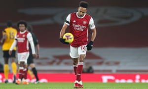 Arsenal's Pierre-Emerick Aubameyang dejected after a Wolves goal