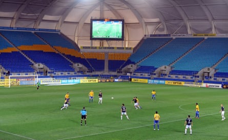 Gold Coast United return connected Newcastle astatine Skilled Park successful 2010