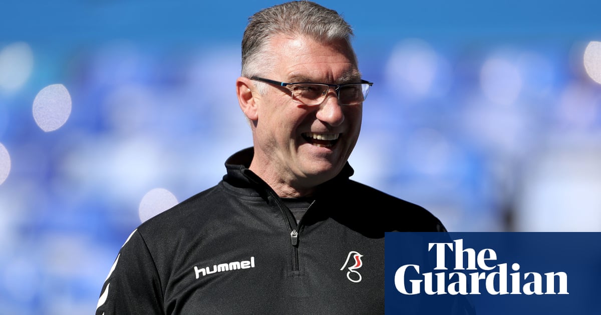 Nigel Pearson agrees three-year contract to lead Bristol City rebuild