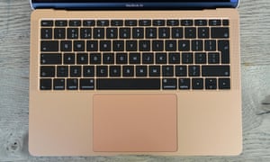 apple macbook air review