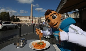 Skillzy tucks into some pasta.