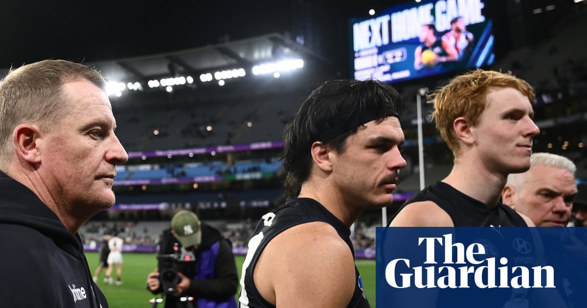 How was Elijah Hollands allowed to keep playing during a ‘mental health episode’? | Jonathan Horn