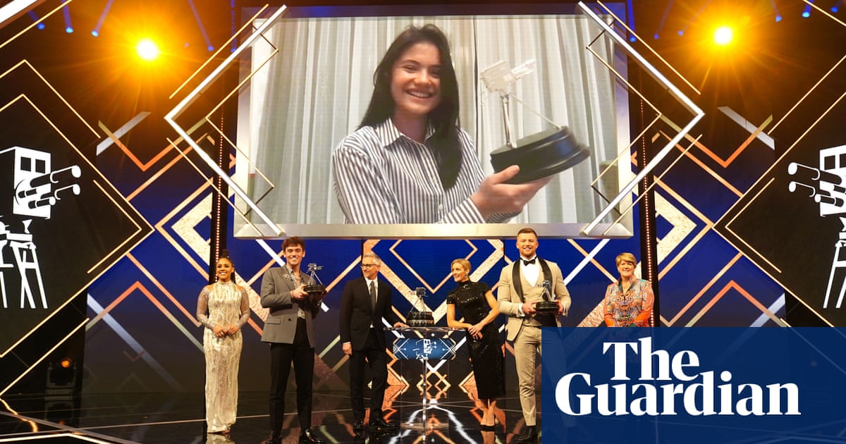 Emma Raducanu wins BBC Sports Personality of the Year 2021