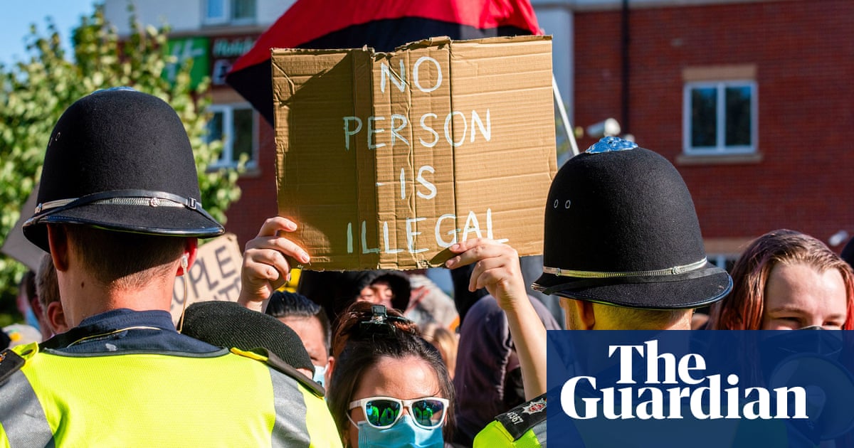 UK riots led to deterioration in asylum seekers' mental health, says report