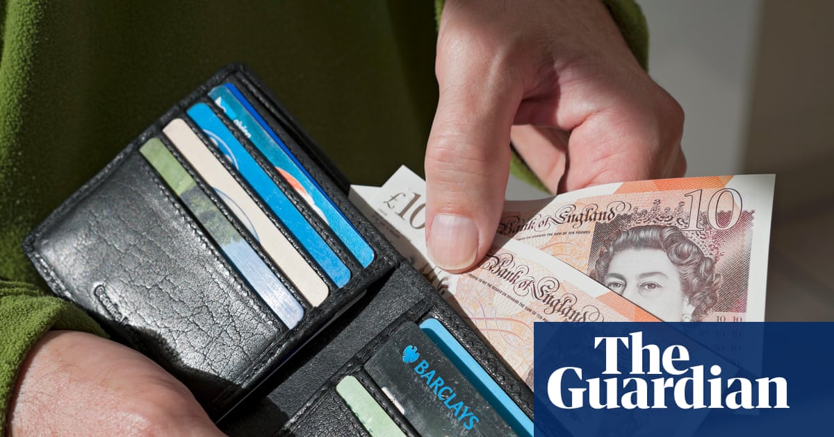People in the UK: tell us if you’ve borrowed money from friends or family