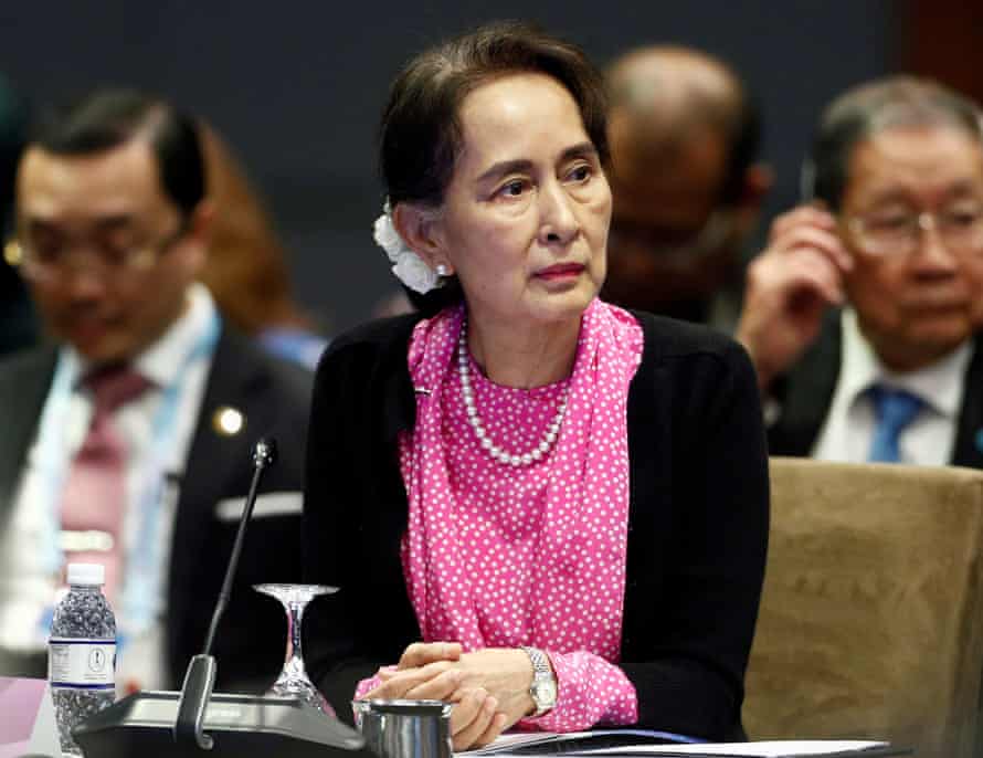 Aung San Suu Kyi attends the Asean-China summit in Singapore, November 2018