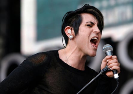 Davey Havok performing with AFI in 2007.
