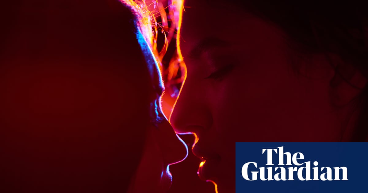 The Decadence by Leon Craig review – queer haunted house tale fails to chill