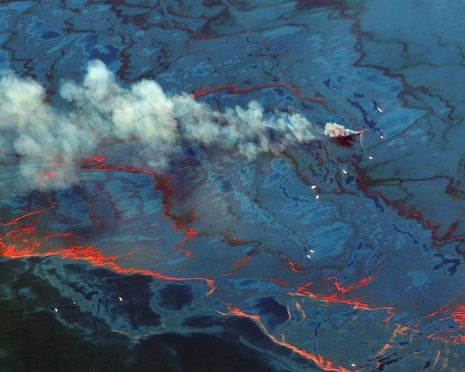 A decade of change on Earth captured from space\<br\>epa08088870 A handout photo made available by Maxar Technologies shows the Deepwater Horizon oil spill in the Gulf of Mexico, 10 June 2010 (issued 24 December 2019), after an explosion in April 2010 destroyed the BP rig. The image is part of the âA Decade of Change on Earth Captured from Spaceâ collection of high-resolution satellite images depicting events that defined our world in the 2010s. EPA/MAXAR TECHNOLOGIES HANDOUT -- The watermark may not be removed/cropped -- MANDATORY CREDIT: (Satellite image Ă©2019 Maxar Technologies) -- HANDOUT EDITORIAL USE ONLY/NO SALES