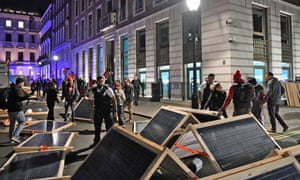 Solar panels were delivered to the entrance of BP’s HQ in London.