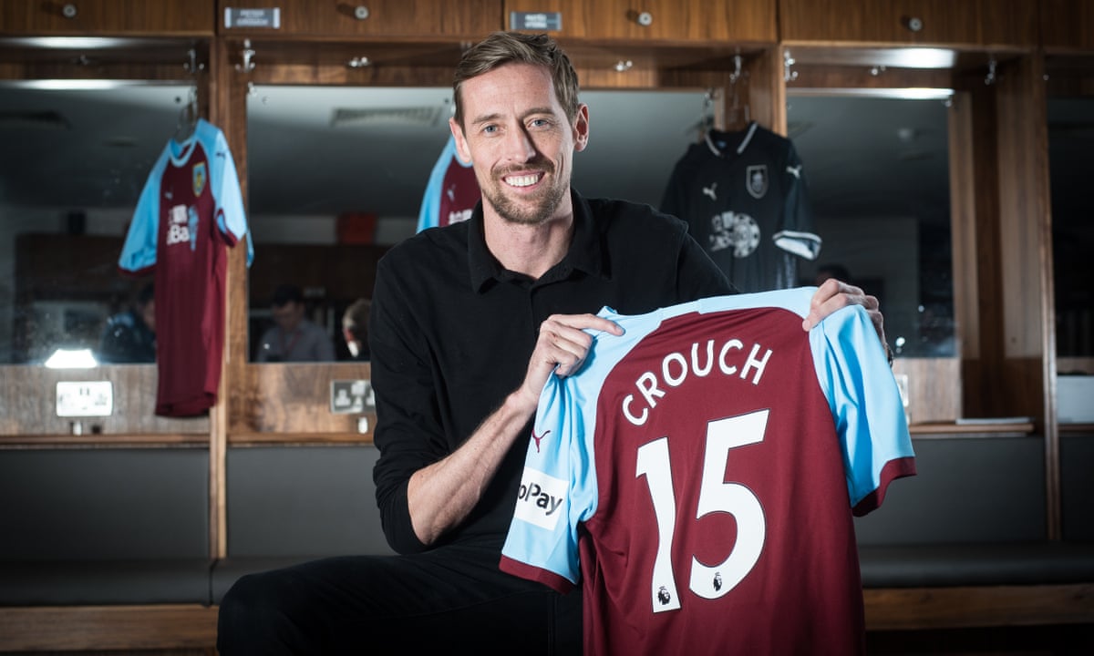 Peter Crouch Returns To Premier League At Age Of 38 After Signing For Burnley Football The Guardian