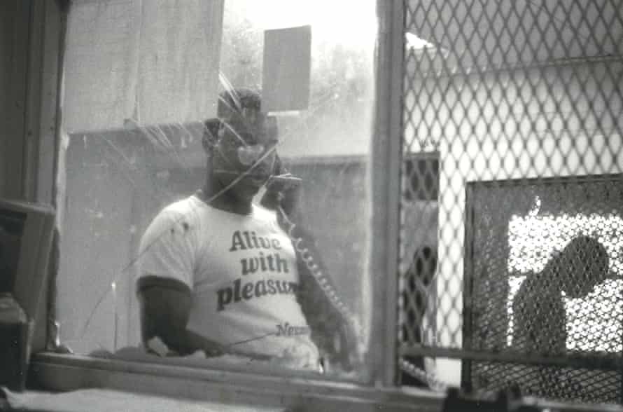 Jamel Shabazz - Inside the House of Pain, 1985, Rikers Island