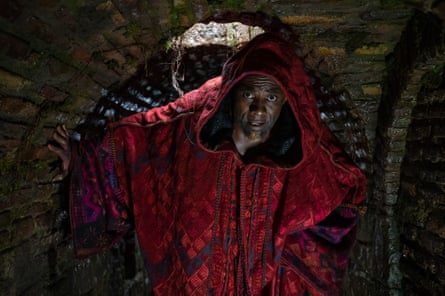 Idris Elba as Djinn in Three Thousand Years of Longing
