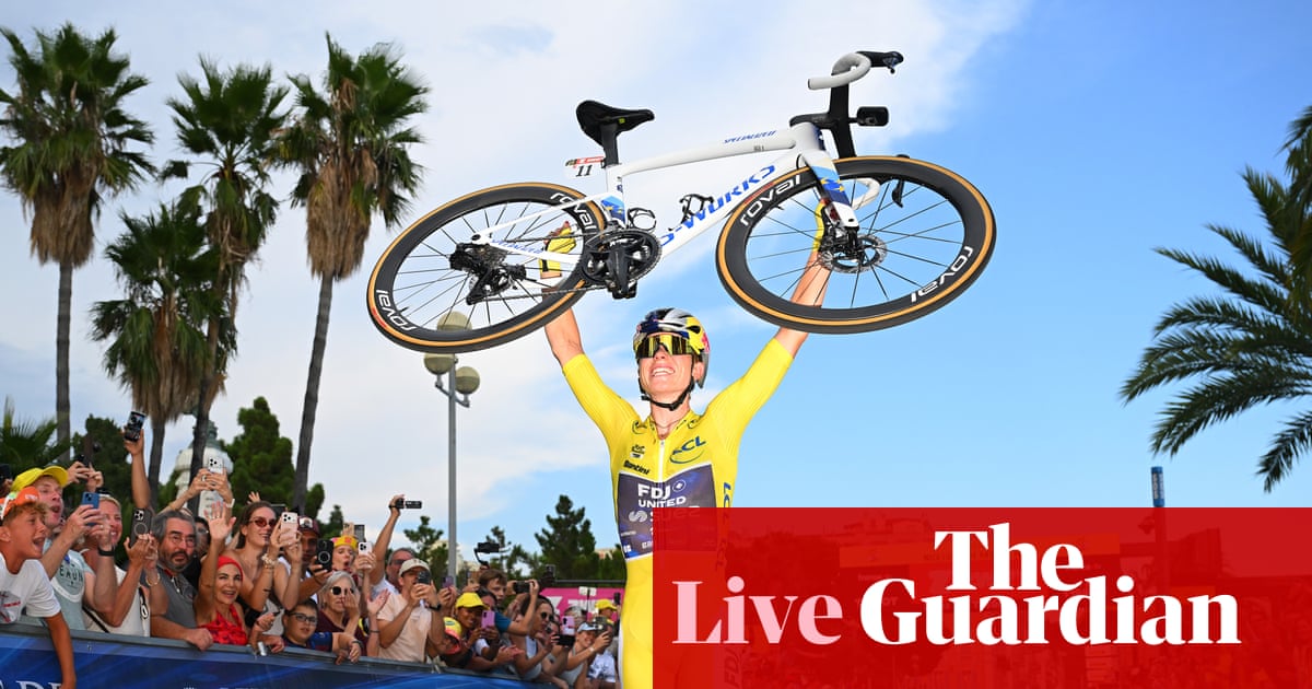 Vollering holds off Niewiadoma in dramatic final stage to win Tour de France Femmes – live reaction Vollering holds off Niewiadoma in dramatic final stage to win Tour de France Femmes – live reaction
