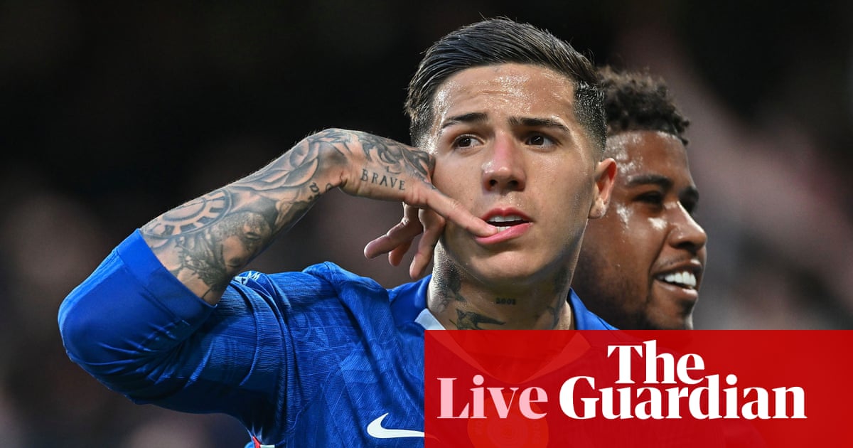 Chelsea v Tottenham: Premier League – live