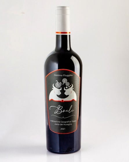 The label features two traditional Sardinian oxen tied together
