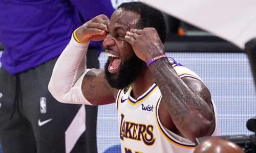 La Lakers Steamroll Miami Heat To Capture Record Tying 17th Nba Title Sport The Guardian