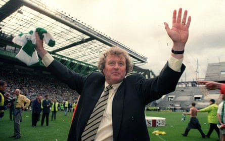 Wim Jansen celebrates winning the Scottish league title with Celtic in 1998.