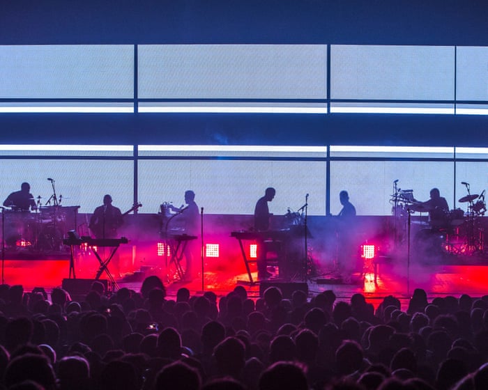 Singapore bans Massive Attack for showing Palestinian flag, breaching ban on foreign emblems