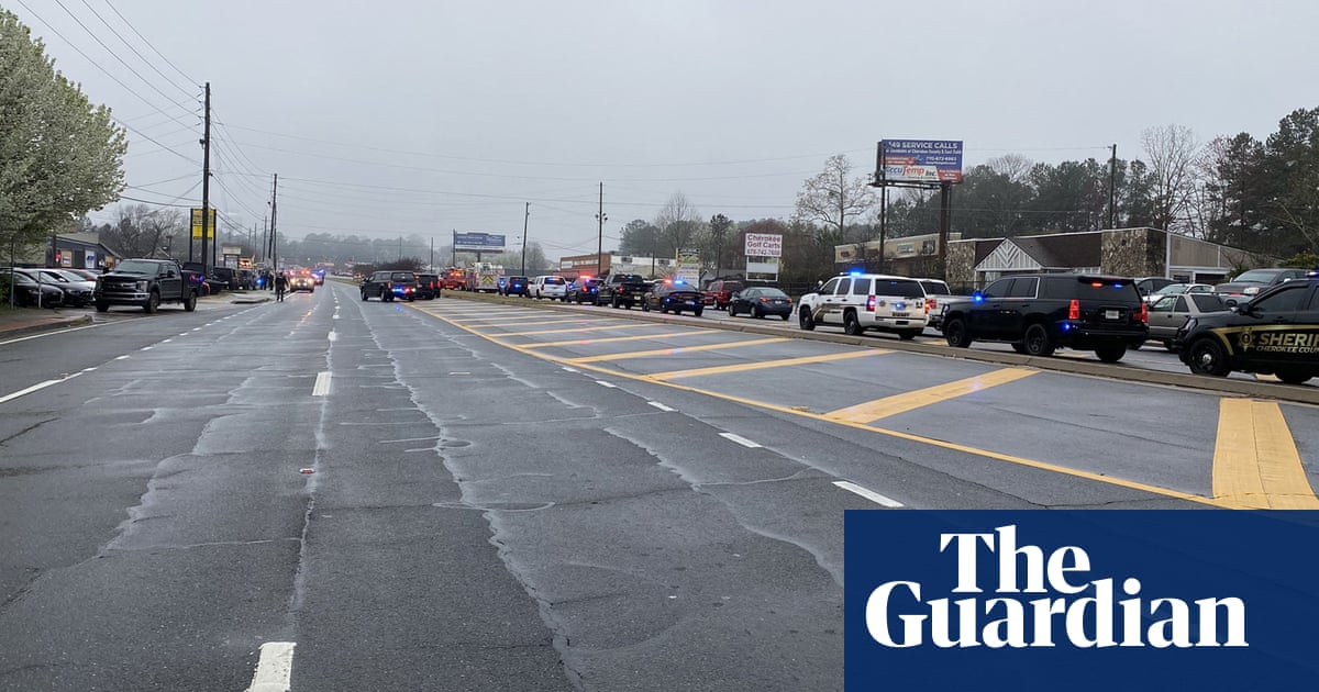 Shootings at three Atlanta massage parlors leave seven dead, 警察说