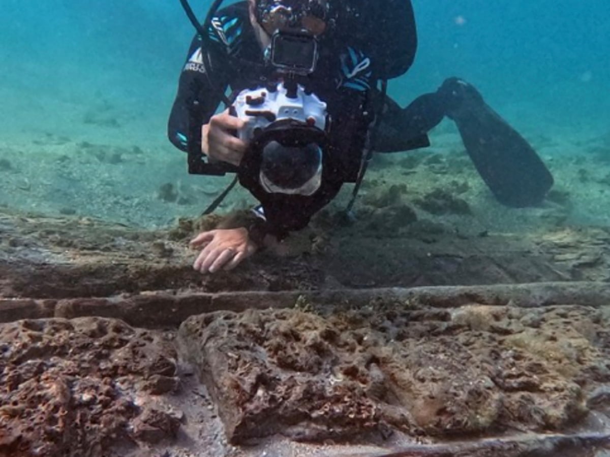 Musket balls and a burnt hull: evidence of real pirates of the Caribbean found in Bahamas | Bahamas | The Guardian