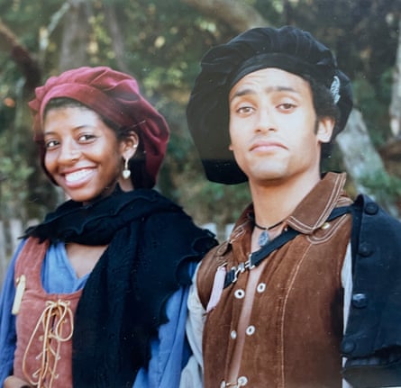 Michael et Velina se produisent à Renaissance Faire, San Francisco, en 1987.