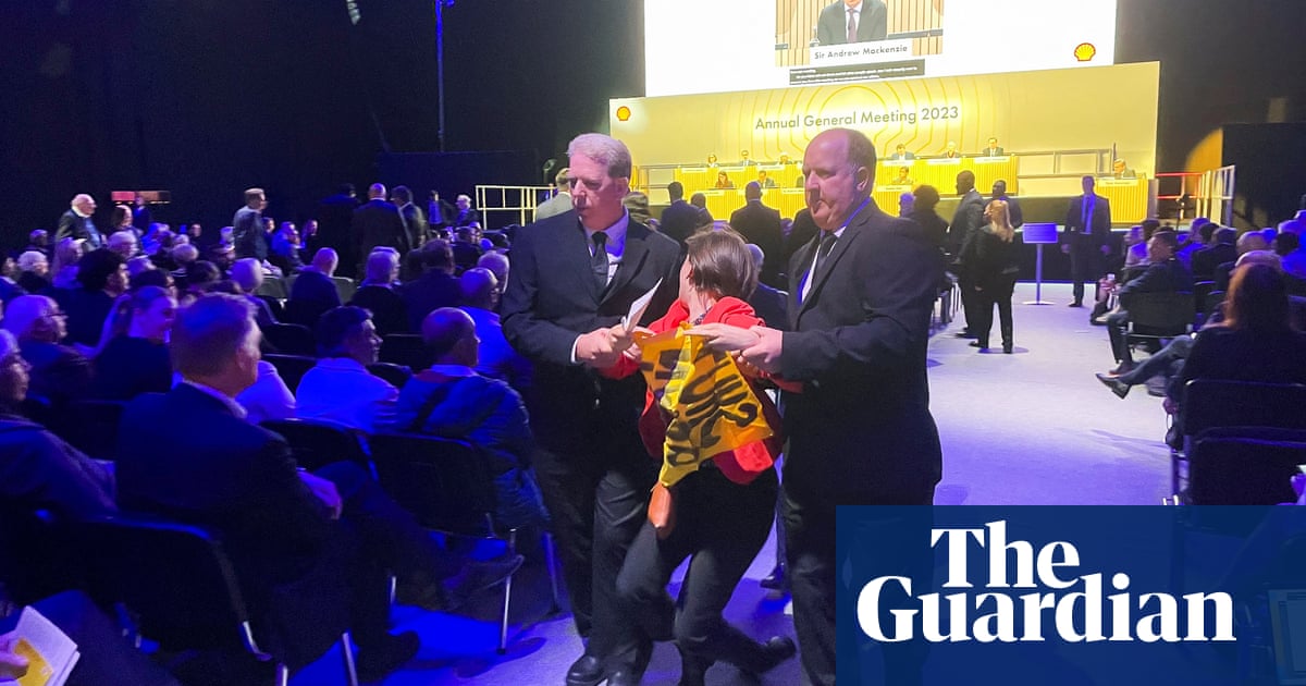 Shell AGM disrupted by protests as investors reject new emissions targets