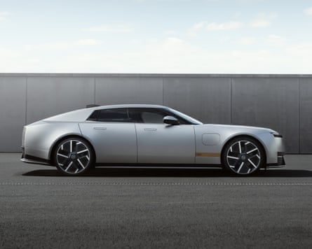 Jaguar Type 01 side view