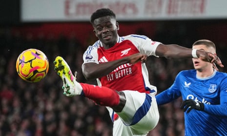 Bukayo Saka - Ngôi Sao Ngòi Nổ Bên Hành Lang Phải Bukayo Saka - Ngôi Sao Ngòi Nổ Bên Hành Lang Phải