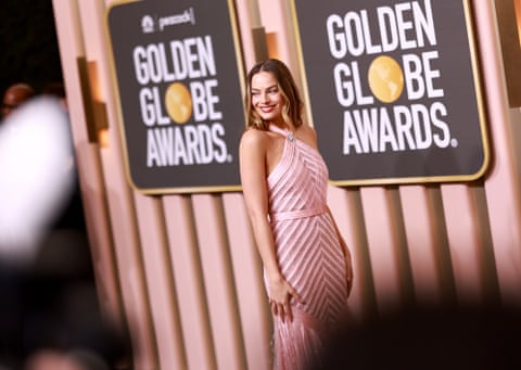 Golden Globes 2023 red carpet: Margot Robbie, Jenna Ortega, Michelle Yeoh and others in pictures | Golden Globes 2023 | The Guardian Golden Globes 2023 red carpet: Margot Robbie, Jenna Ortega, Michelle Yeoh and others in pictures | Golden Globes 2023 | The Guardian