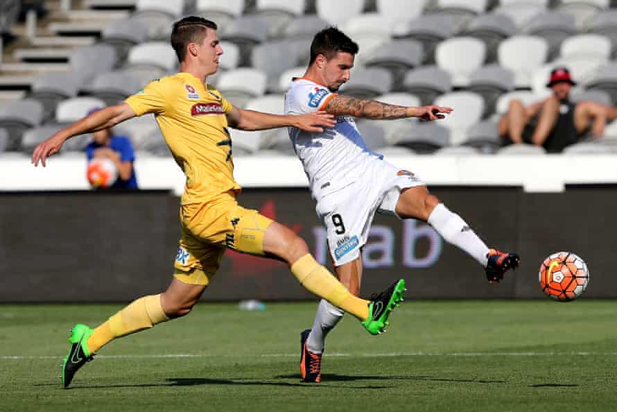 Jamie MacLaren’s arrival at Brisbane Roar has coincided with a resurgence in form at the three-times A-League champions.