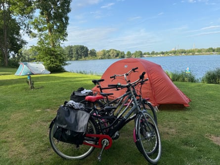 Tent with a view, at the Kurenpolder campsite in Hank