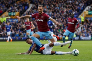 Arnautovic skips the challenge from Holgate.