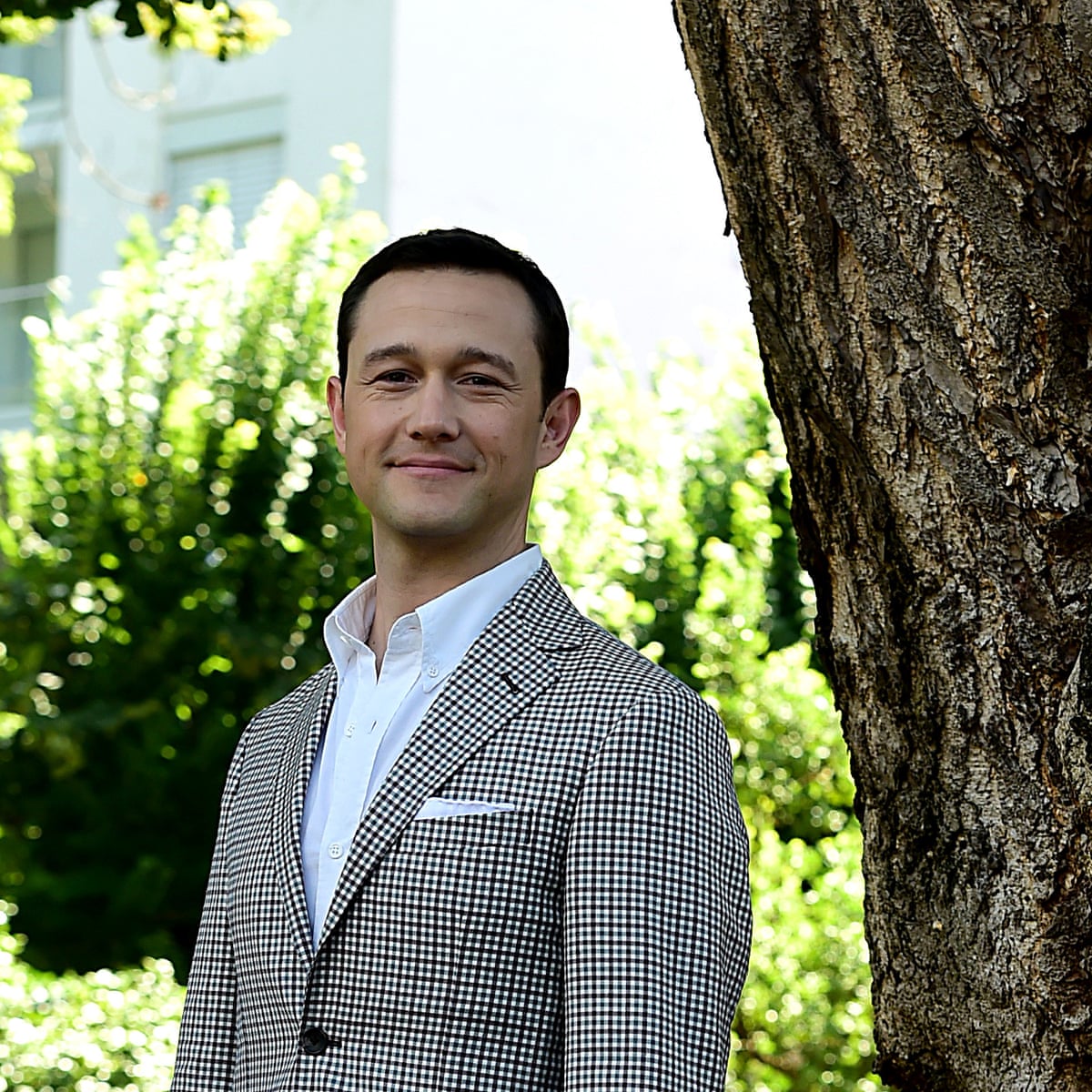 Joseph Gordon Levitt Playing A Cop Means Something Different Now Film The Guardian