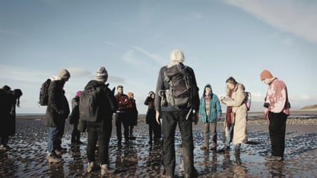 New horizons … an Artist Lab walk and talk organised by Signal.